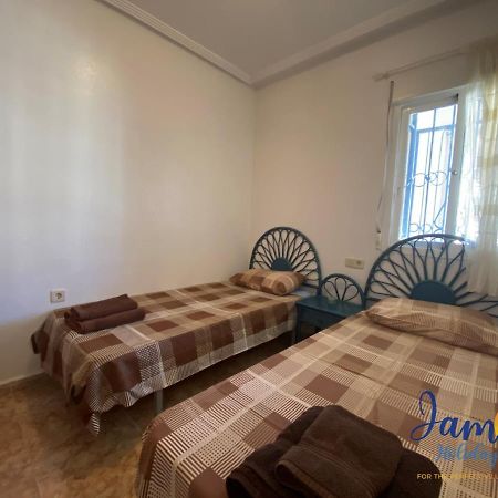La Cinuelica, R1 1St Floor Apartment Com Pool L180 Торрев'єха Екстер'єр фото