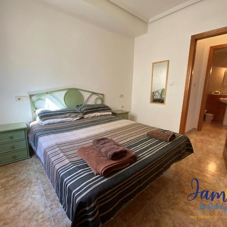 La Cinuelica, R1 1St Floor Apartment Com Pool L180 Торрев'єха Екстер'єр фото